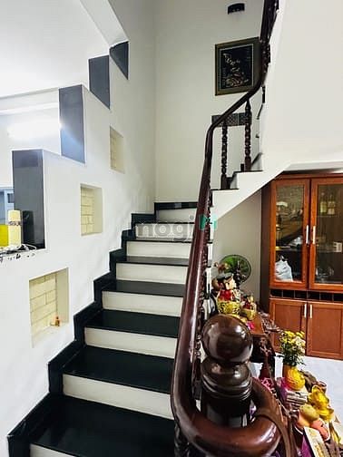 Hình ảnh bán nhà mặt tiền 88m2 xe hơi tránh thông LÊ THỊ RIÊNG Q12