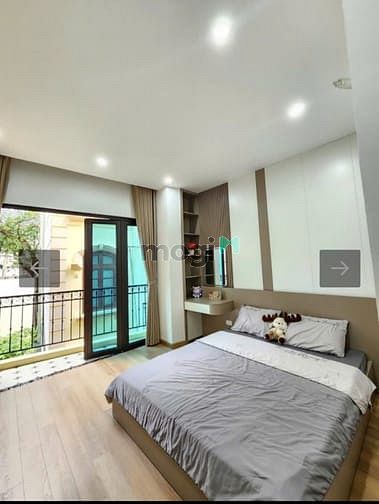 Hình ảnh Trung tâm cầu giấy -lô góc -40m -ôtô đỗ -6 tầng thang máy-ngõ thông