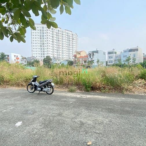 Hình ảnh Chính Chủ Gửi Bán Nền Biệt Thự 2 Mặt Tiền Trước Sau, Đường số 51