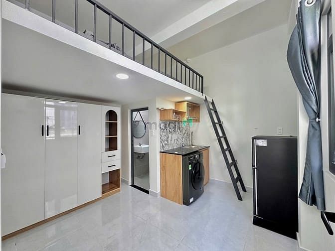 Hình ảnh 🏡 Studio Gác Lửng Full Nội Thất – Ban Công Xanh, Máy Giặt Riêng.