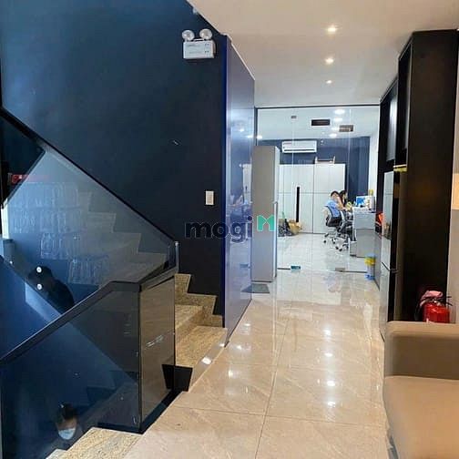 Hình ảnh Chính Chủ Gửi Bán Toà Nhà Văn Phòng Mặt Tiền Lê Văn Việt P.Tân Phú