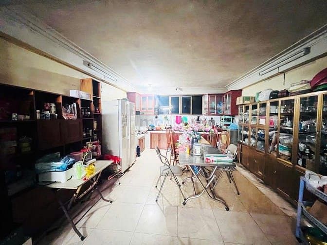 Hình ảnh Võng Thị - Tây Hồ - 71 M2 – 5 Tầng – MT 4.5 M -Giá 15.8 Tỷ.