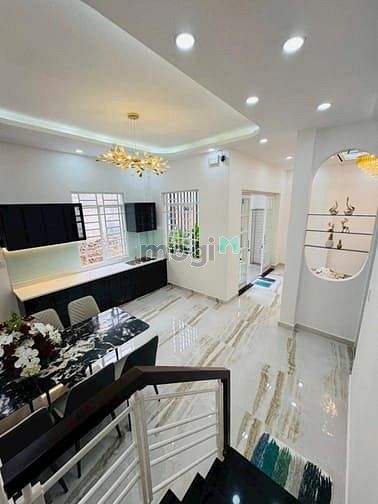 Hình ảnh Bán nhà MT thụt Âu Dương Lân Q.8 - 6m x8m dtsd 200m2 chỉ 7,48 tỷ
