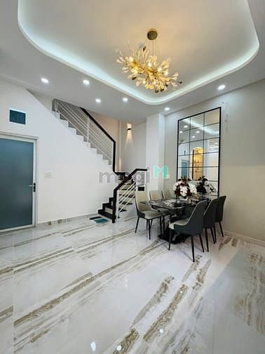 Hình ảnh Bán nhà MT thụt Âu Dương Lân Q.8 - 6m x8m dtsd 200m2 chỉ 7,48 tỷ