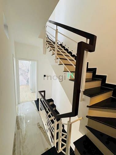 Hình ảnh Bán nhà MT thụt Âu Dương Lân Q.8 - 6m x8m dtsd 200m2 chỉ 7,48 tỷ