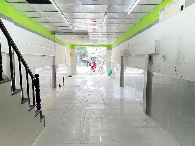 Hình ảnh Cho thuê nhà mặt tiền 171 Gia Phú Phường 1 Quận 6