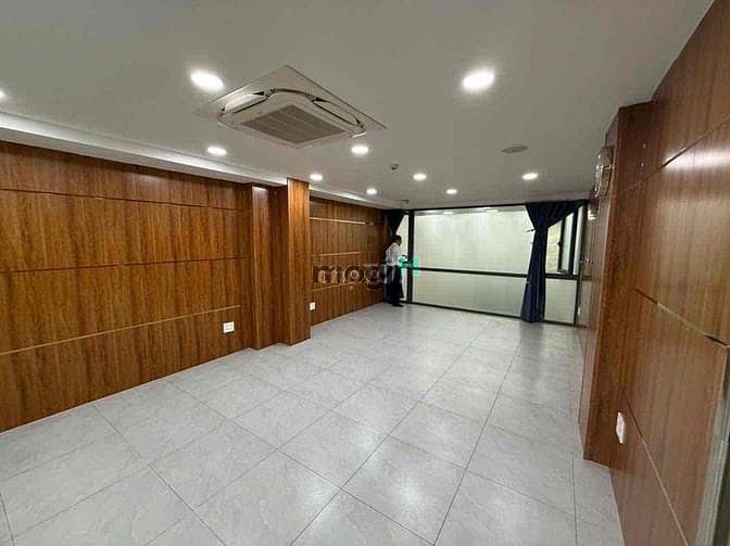 Hình ảnh Cho thuê nhà 25  Hùng Vương Phường 4 Quận 5