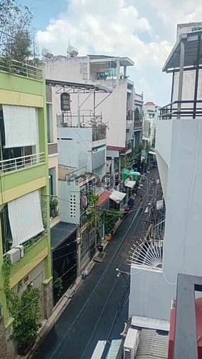 Hình ảnh Giáp Q10 - HXH thông - 4 tầng 64m2