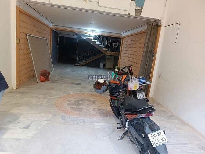 Hình ảnh Cho thuê nhà mặt tiền 263 Nguyễn Chí Thanh Phường 12 Quận 5