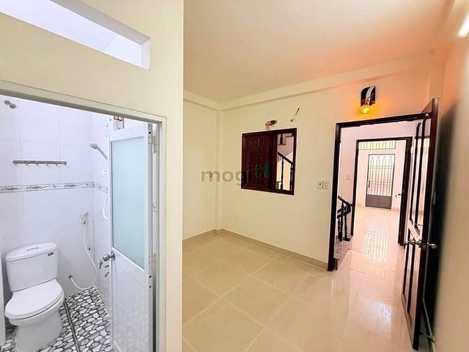 Hình ảnh Bán Nhà Lê Hồng Phong Quận 10 - 36m2 3 Tầng BTCT 4 PN - 7 Tỷ 4