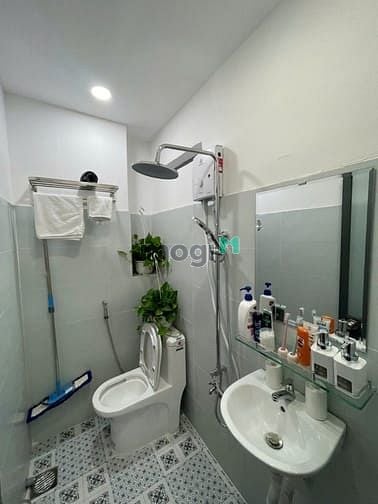Hình ảnh Mb6623 nạp rút nhanh chóng Full NT ban công trung tâm Quận 10 gần ĐH Huflit, ĐH Văn Hiến