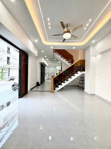 Hình ảnh 💯THANG MÁY🔥🔥Mới 100% Góc Đẹp 2MT đường 14m khu Ao Sen 5x20m 6PN 6WC