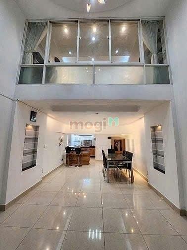 Hình ảnh Cho Thuê Nhà Quận 10 - Đối Diện Bệnh Viện Nhi Đồng - 3PN - 27 Triệu