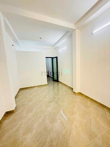 Hình ảnh HXH Cạnh Nhà - 153 Nguyễn Tiểu La Quận 10 33M2 5 Tầng - 6 Tỷ 9