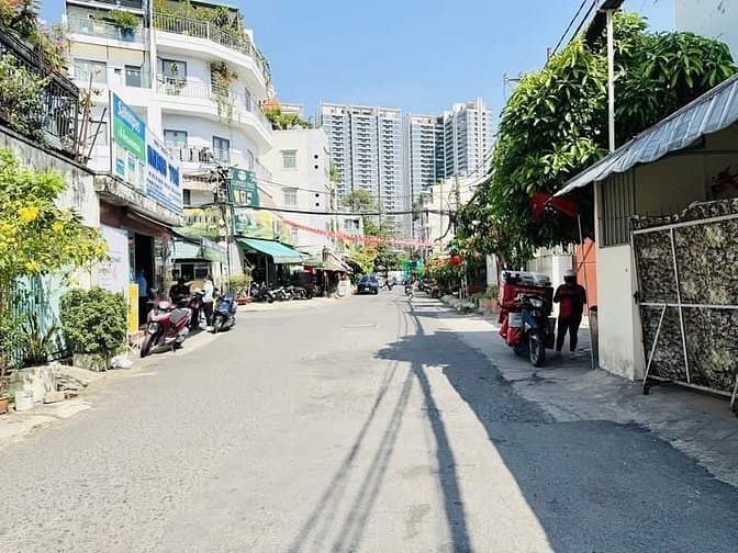 Hình ảnh HXH Gần Nhà - 451 Tô Hiến Thành Quận 10 36M2 3 Tầng - 6 Tỷ 9