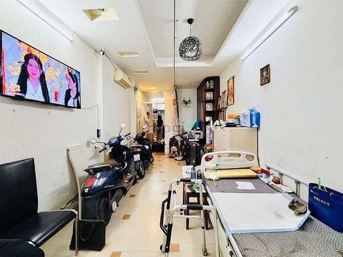 Hình ảnh HXH Gần Nhà - 451 Tô Hiến Thành Quận 10 36M2 3 Tầng - 6 Tỷ 9