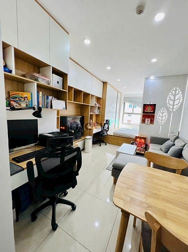 Hình ảnh Kingston 36m2,1pn full nthat giá 11tr ở liền