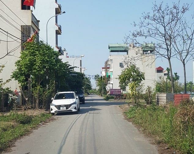 Hình ảnh Bán gấp mảnh đất 102m2, mặt tiền 9m Hoà Lạc ĐHQG -FPT phân lô ô tô
