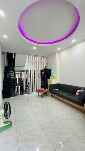 Hình ảnh Khoảng 14 tỷ có ngay căn 5 tầng MT đs Lâm Văn bền Tân quy. 4*20.