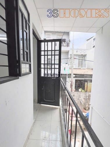 Hình ảnh Khai trương phòng trọ rộng 40m2 gác cao siêu thoáng ngay Bình Trị Đông