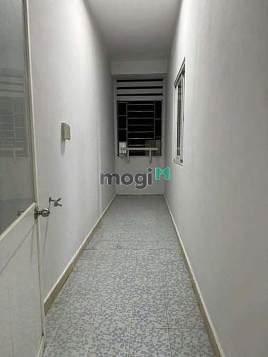 Hình ảnh Chung cư Phú Thạnh, Nguyễn Sơn, TP: 2PN, 65m2, nhà trống, 7,5tr