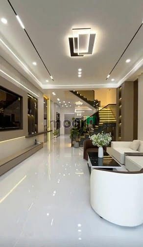 Hình ảnh Chốt gấp Nhà 1 trệt 2 lầu Tp.Thủ Dầu Một