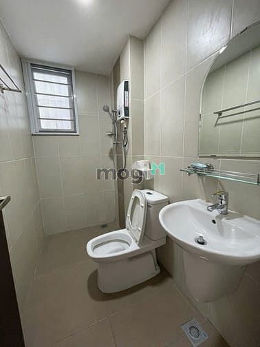 Hình ảnh Bán nhanh căn 2PN tầng trệt khu Ruby Celadon City tiện ở kinh doanh