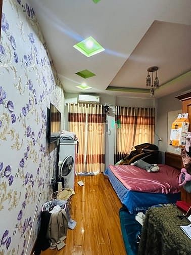 Hình ảnh Bán nhà 4 tầng Hoàng Bật Đạt khu phân lô - Hẻm oto - 7x tỷ