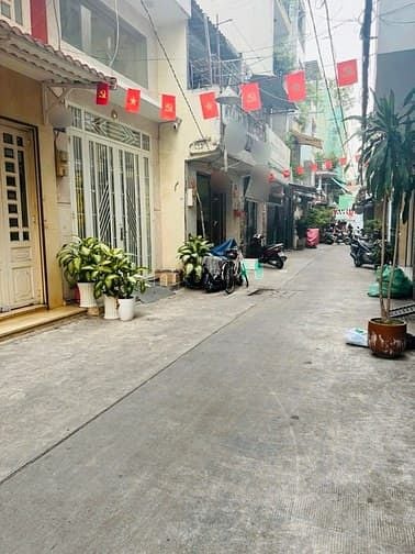 Hình ảnh Hẻm Xe Hơi - 498 Lê Hồng Phong Quận 19 39m2 - 8 Tỷ 35