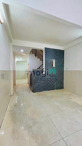 Hình ảnh Hẻm 4M Kế MT 418 Trần Phú Quận 5 - 39M2 4 Tầng - 8 Tỷ 6