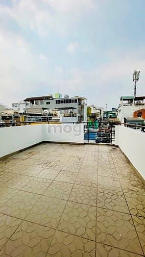 Hình ảnh Hẻm 4M Kế MT 418 Trần Phú Quận 5 - 39M2 4 Tầng - 8 Tỷ 6
