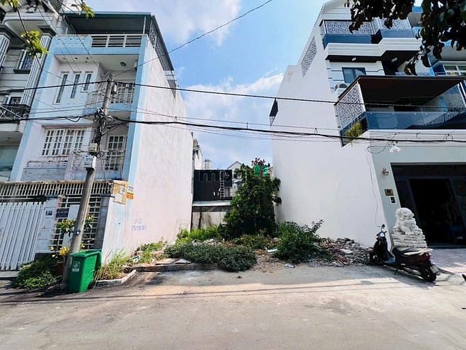 Hình ảnh Lô đất VỊ TRÍ CỰC ĐẸP Đường rộng 10m KDC Hoàng Quốc Việt - Dân trí cao