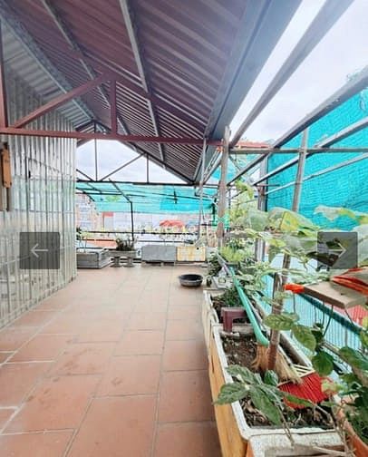 Hình ảnh Nhà Nguyễn Khánh Toàn-đỗ xe ở sân-5 tầng-sân phơi rộng view thành phố