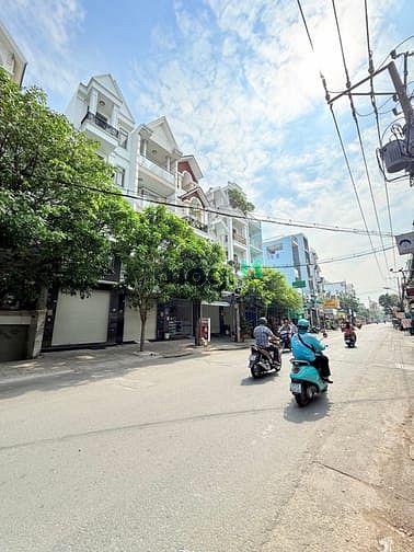 Hình ảnh Bán nhà oto thông Hoàng Bật Đạt - 4 tầng - 48m2 - 7x tỷ