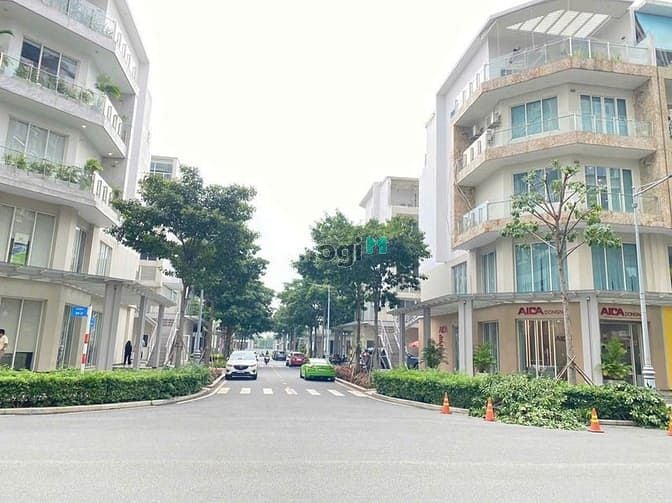 Hình ảnh Cho thuê cặp Góc 3 Mặt Tiền Shophouse Sala, DTSD 1.000m2, Gía 13.000$
