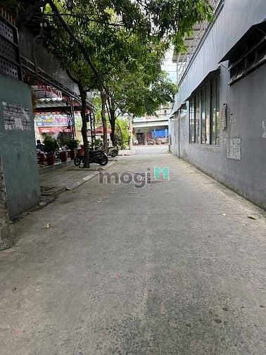 Hình ảnh Nhà đẹp Chợ Nhị Xuân Hóc Môn – 2 ngủ + phòng thờ riêng 595 Triệu