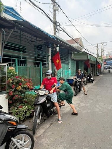 Hình ảnh Bán 2 lô Đất full thổ cư ngay Quốc lộ 1k