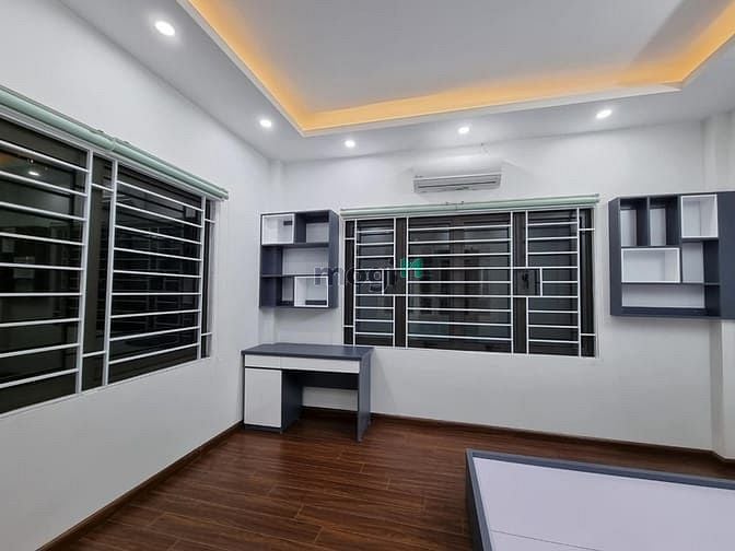 Hình ảnh Nhà đẹp long lanh ngõ Nguyễn Khoái, giá 12.5 tỷ, 45m2x5T, thang máy