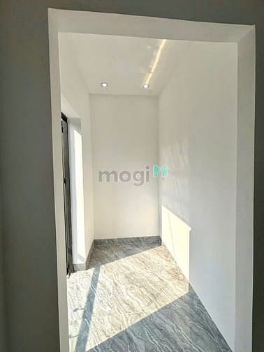 Hình ảnh Chạy Thận Bán Gấp Nhà Lầu Mới Xây 4x11 Chỉ 525 Triệu