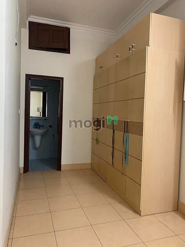 Hình ảnh Bán nhà ngõ Hào Nam, giá 8.5 tỷ, 39m2x3T, ngõ thông rộng