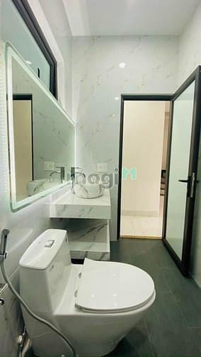 Hình ảnh Sở hữu ngay nhà ngõ Đê La Thành nhỏ, giá 11.3 tỷ, 35m2x7T, thang máy