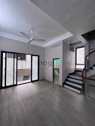 Hình ảnh Bán nhanh nhà ngõ 218 Lạc Long Quân, giá 18 tỷ, 55m2x4T, nở hậu