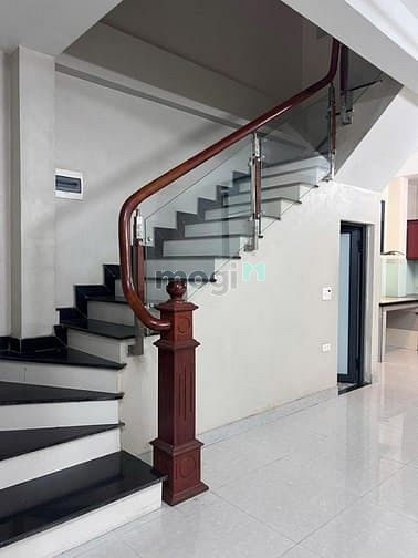 Hình ảnh Bán nhanh nhà ngõ 218 Lạc Long Quân, giá 18 tỷ, 55m2x4T, nở hậu