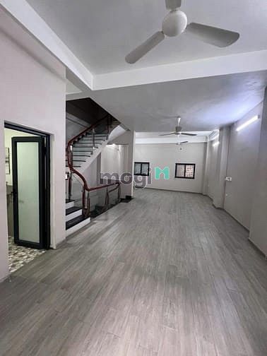 Hình ảnh Bán nhanh nhà ngõ 218 Lạc Long Quân, giá 18 tỷ, 55m2x4T, nở hậu