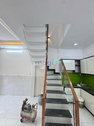 Hình ảnh Nhà 1 trệt 1 lầu Lê Văn Quới Bình Tân, 58m2 sử dụng, 2 phòng ngủ, đẹp