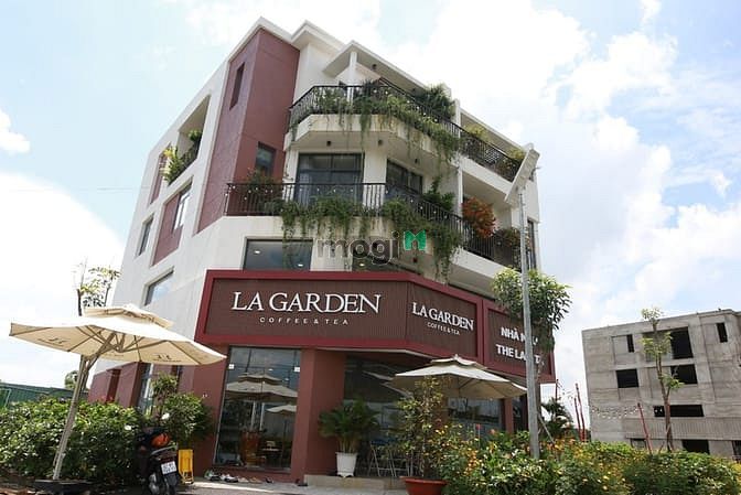 Hình ảnh Bán Shophouse đa năng 4 tầng tại Mỹ Yên - Bến Lức