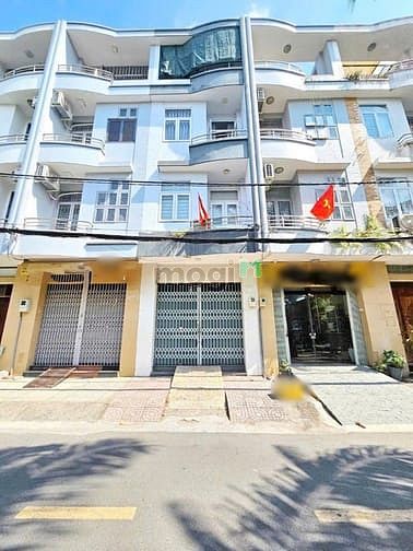 Hình ảnh Bán Nhà Quận 8 - Đối Diện Công Viên - 11,6 Tỷ (TL)