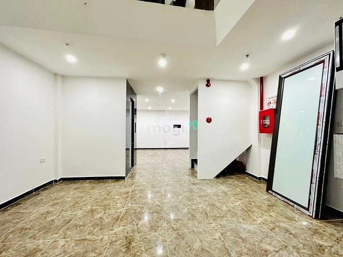 Hình ảnh Sở hữu ngay nhà MP Lạc Nghiệp, giá 32 tỷ, 51m2x4T, lô góc