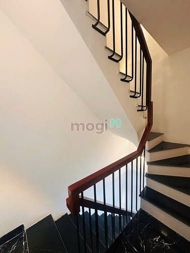 Hình ảnh 🏝️ GẦN HỒ - LÔ GÓC 🏡Bán nhà Đống Đa 3.3 tỷ