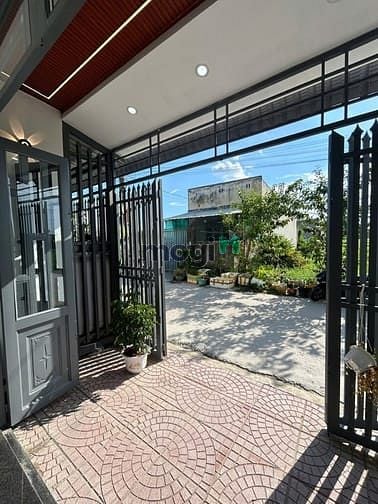 Hình ảnh 685TR-Góc 2MT, Đường Ô Tô 5m, KDC. Tiện ích, Chợ, trường học,.Hóc Môn